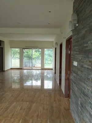5 Bedroom Duplex in Dhaka Basundhara for rent