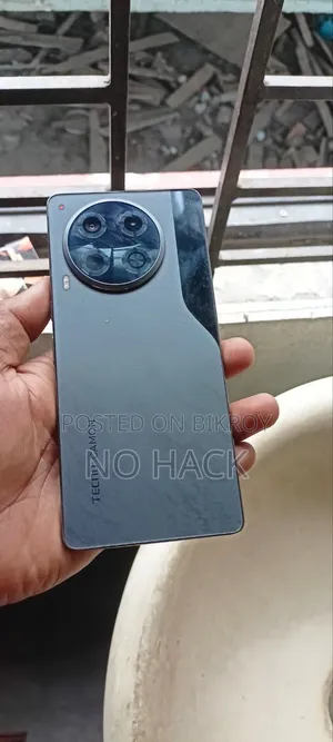 Tecno Camon 30 256 GB Black