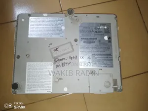 HITACHI Model Cp-Wx3041wn