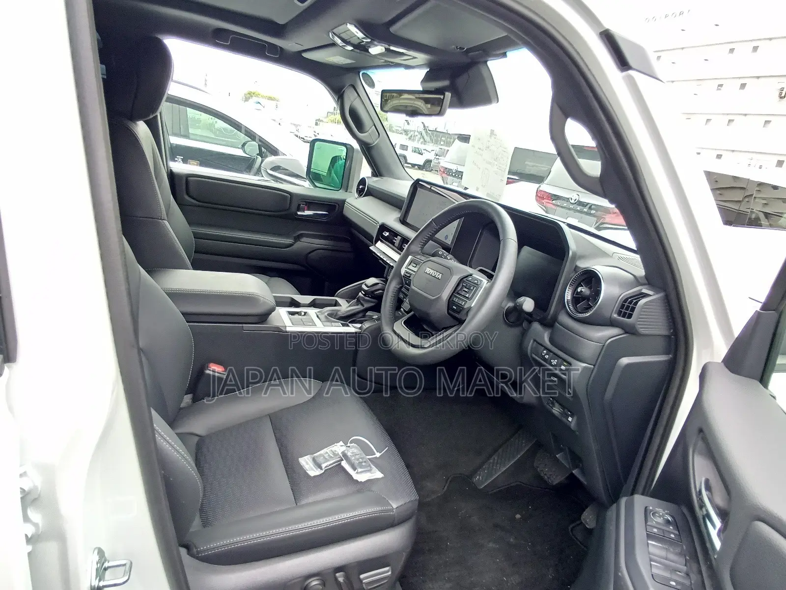 Toyota Land Cruiser Prado 2024 Pearl