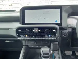 Toyota Land Cruiser Prado 2024 Pearl