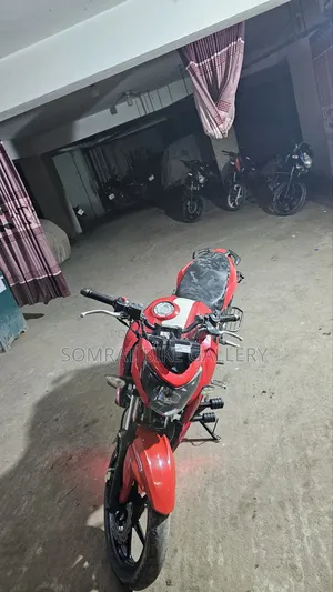 TVS Apache RTR 160 4V 2020 Red