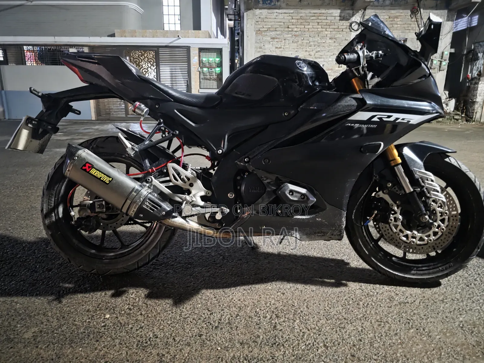 Akrapovic Exhaust