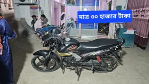Mahindra Centuro 2017 Black