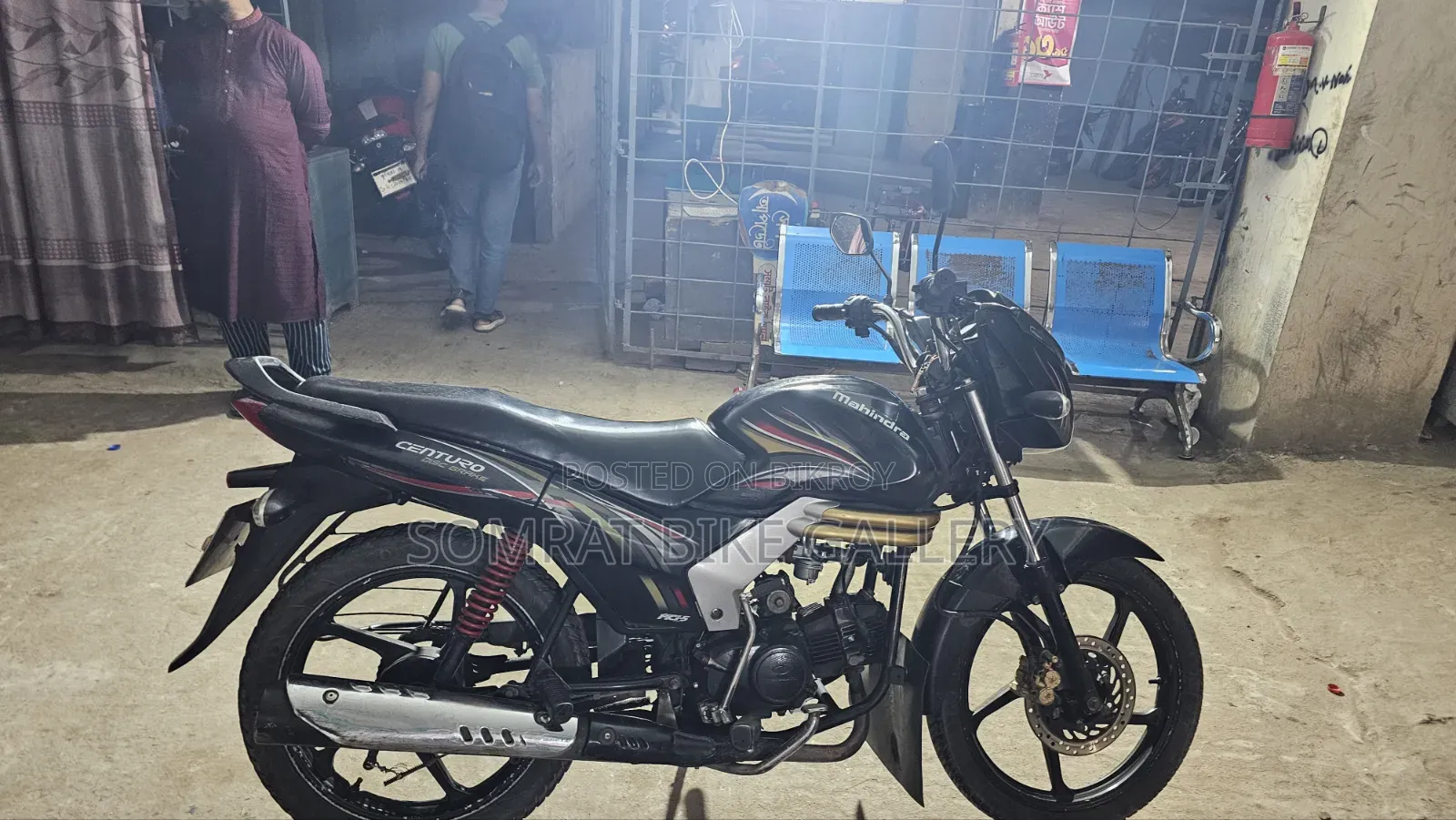 Mahindra Centuro 2017 Black
