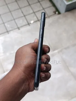 এইচটিসি ৩২ জিবি ব্ল্যাক