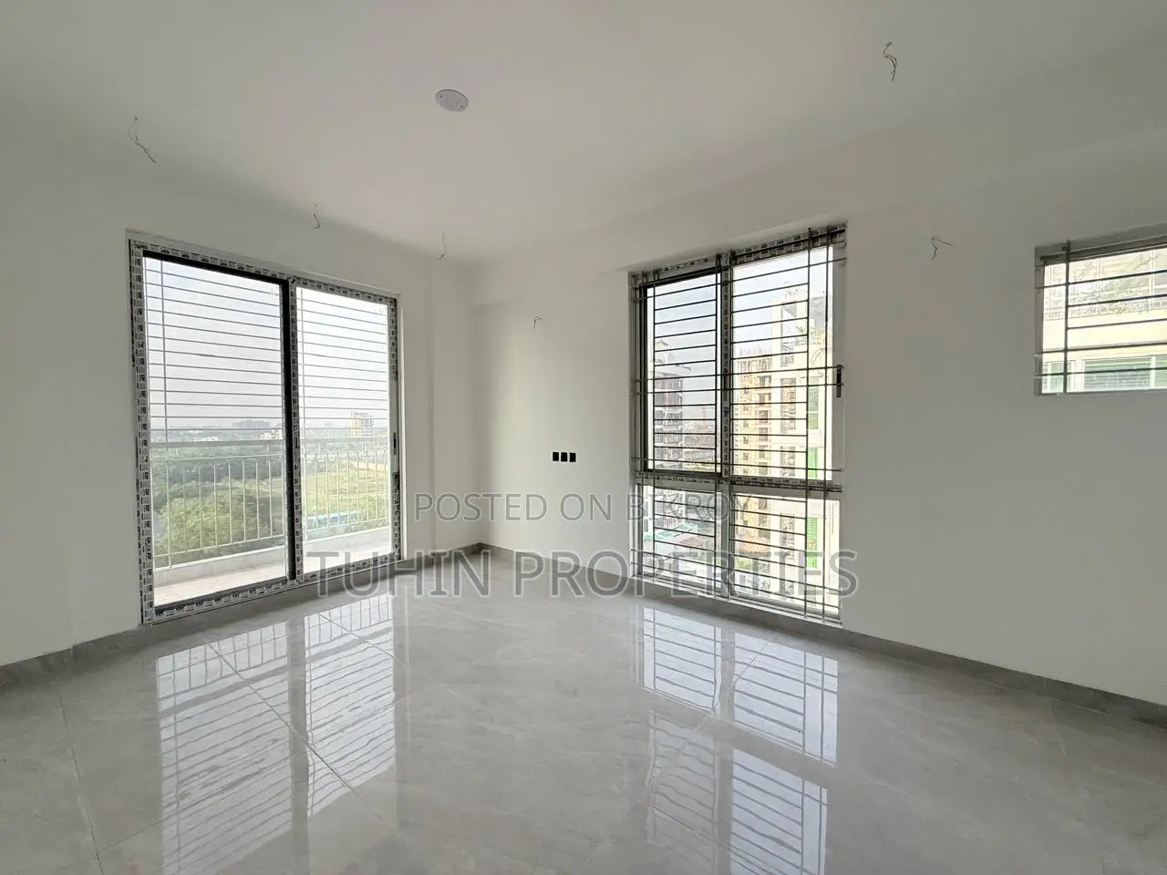 3bdrm Apartment in Basundhara for sale