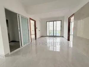 3bdrm Apartment in Basundhara for sale