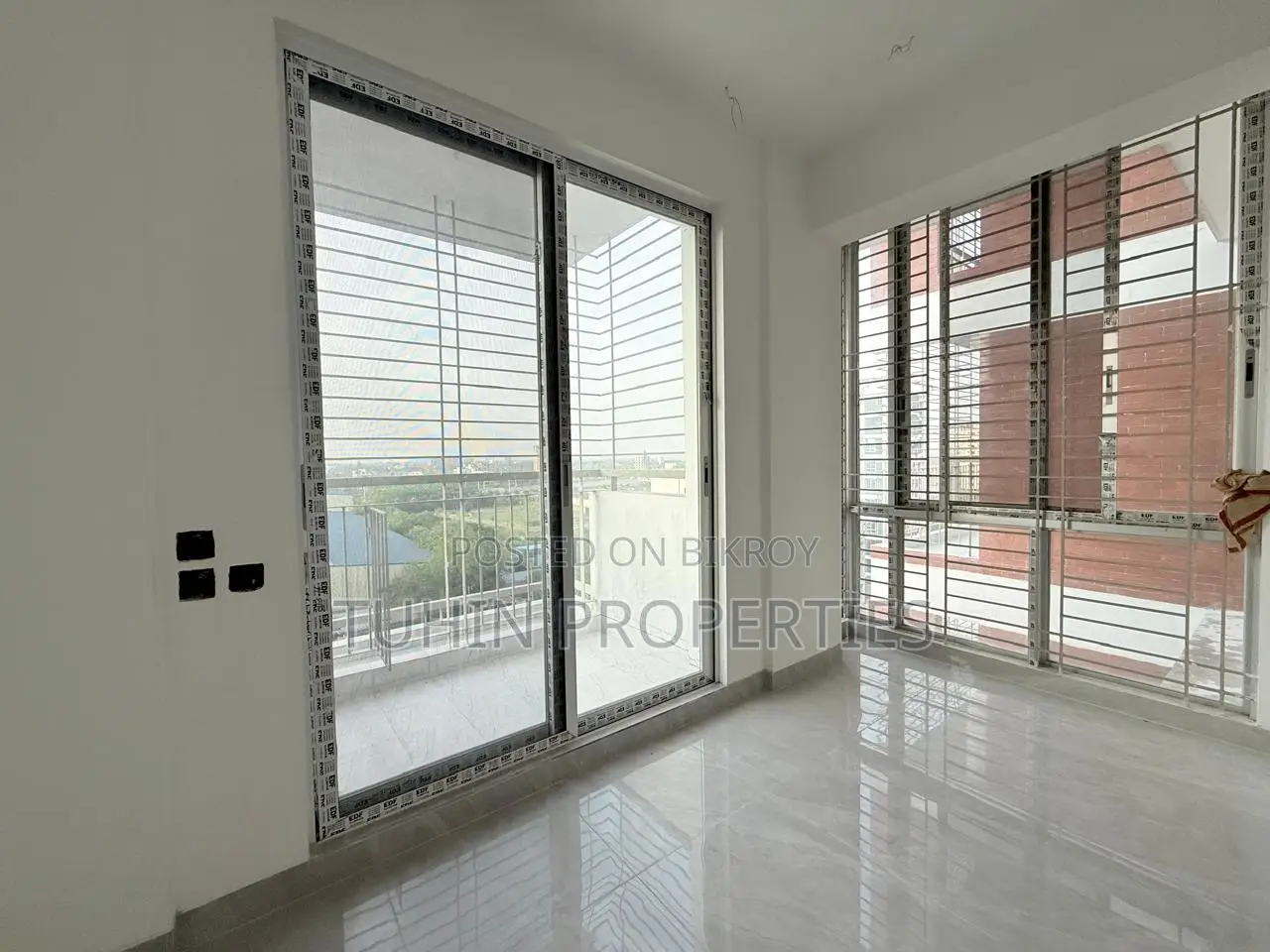 3bdrm Apartment in Basundhara for sale