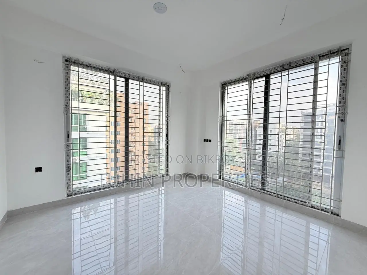 3bdrm Apartment in Basundhara for sale