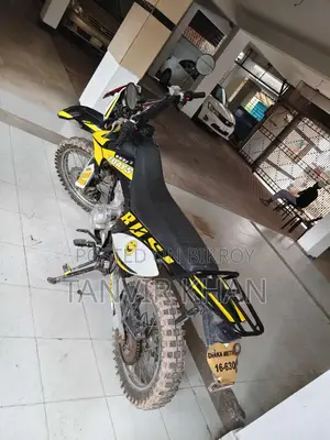 Motorcycle 2021 Yellow