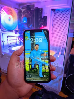 Apple iPhone XR 64 GB Red