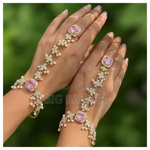🌸 Pink Stone & Pearl Hathphool 🌸