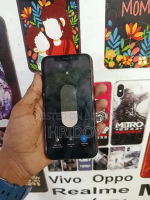 New Apple iPhone 11 64 GB Red