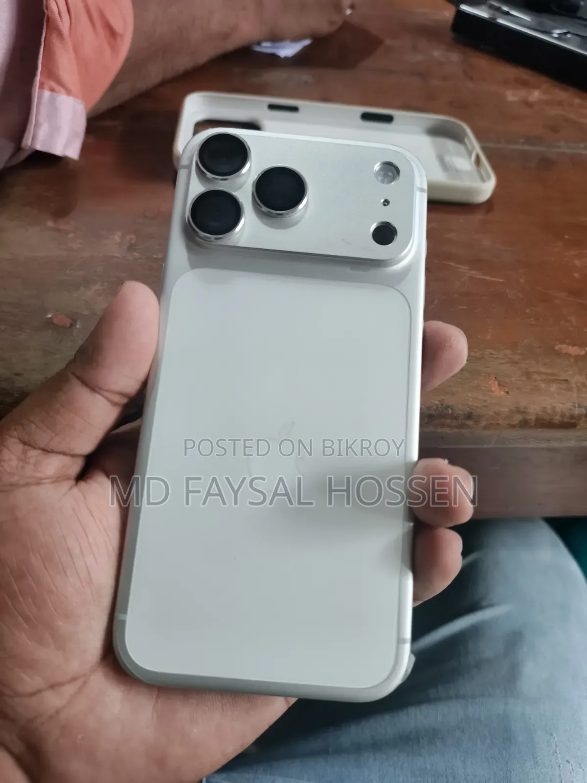 New Apple iPhone 17 Pro Max 256 GB White