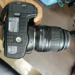 Nikon D3400 + 18-55 Kit Len's