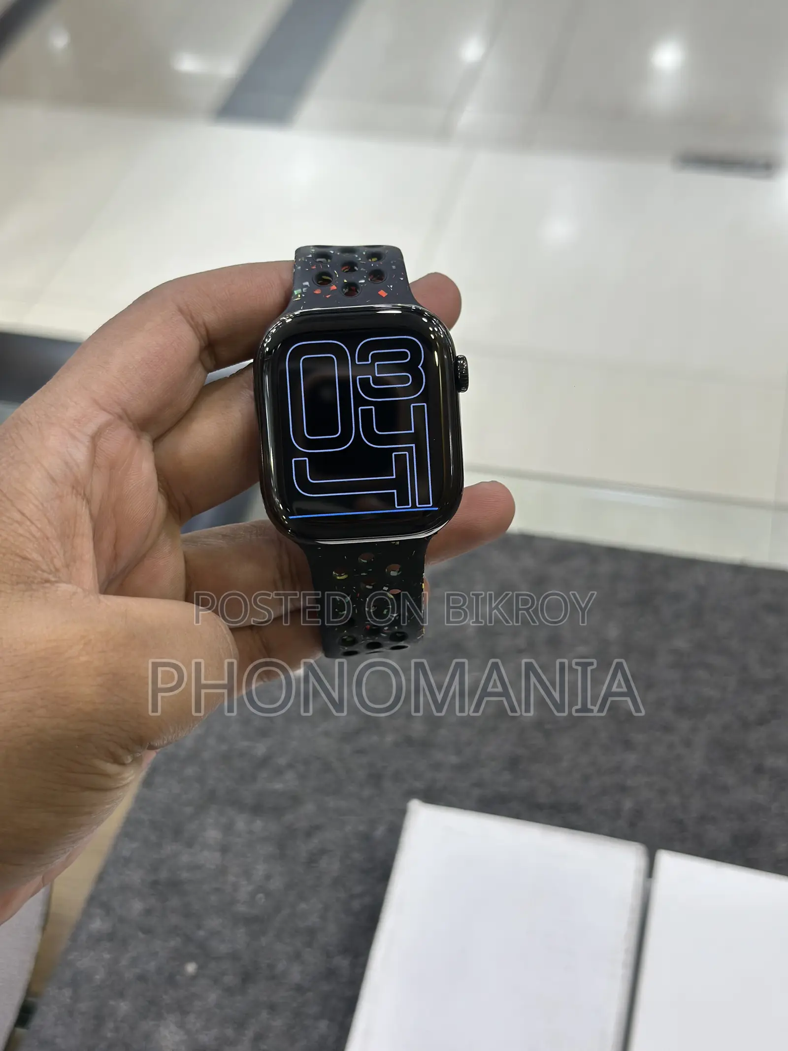 Apple Watch Series 11 46mm Titanium Cellular
