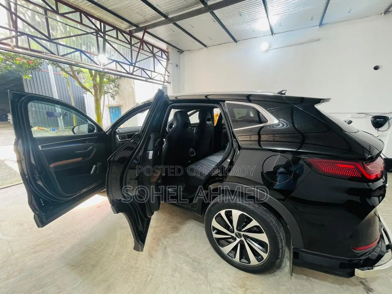 BYD Sealion 06 EV 2025 Black
