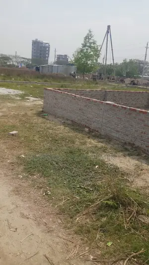 Plot Sale at Bashundhara R/A