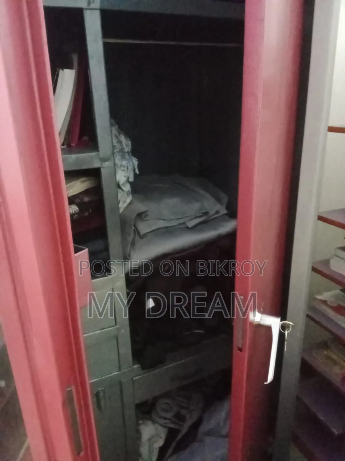 দামী ও মোটা আগের দিনের সীট দিয়ে বানানো ফ্যামিলি সাইজ ফুল ফ্রেশ