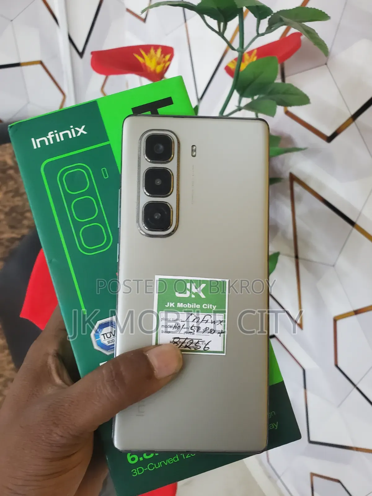 Infinix Hot 50 Pro+ 4G 256 GB Silver