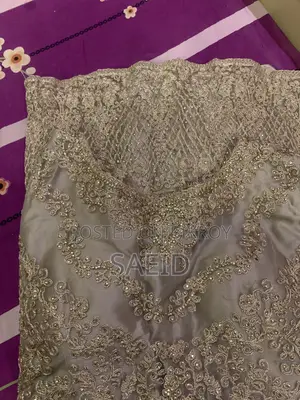 বিয়ে বা রিসেপশনের গাউন