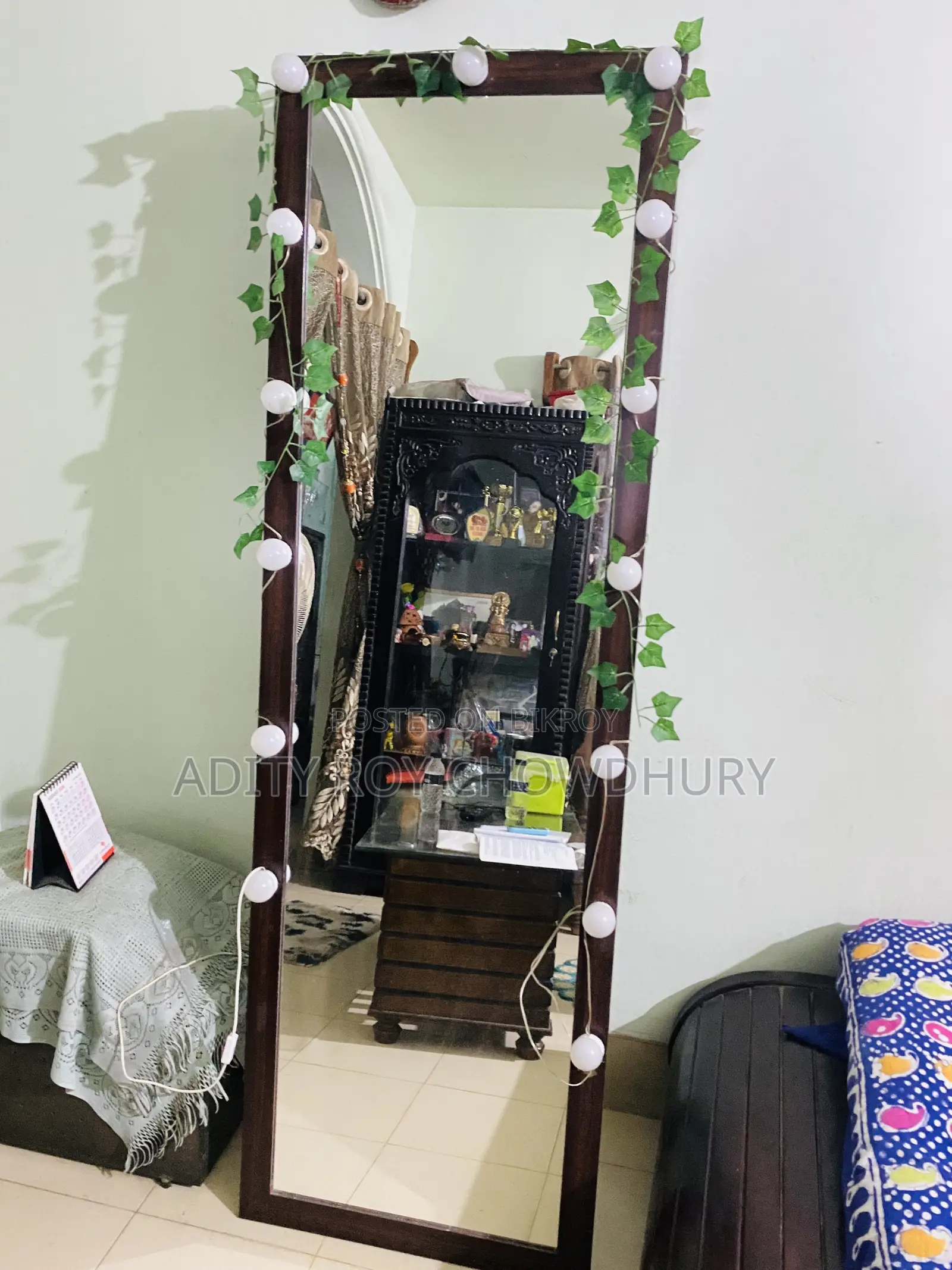 Stand Mirror