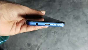 Samsung Galaxy A20s 64 GB Blue