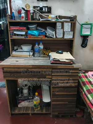 পড়ার টেবিল জরুরী বিক্রয়