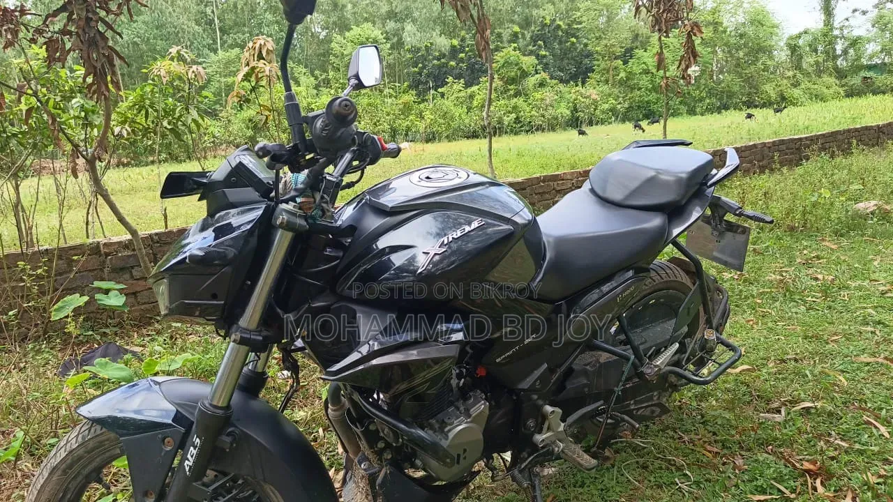 Hero Xtreme 125R 2024 Black