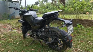 Hero Xtreme 125R 2024 Black