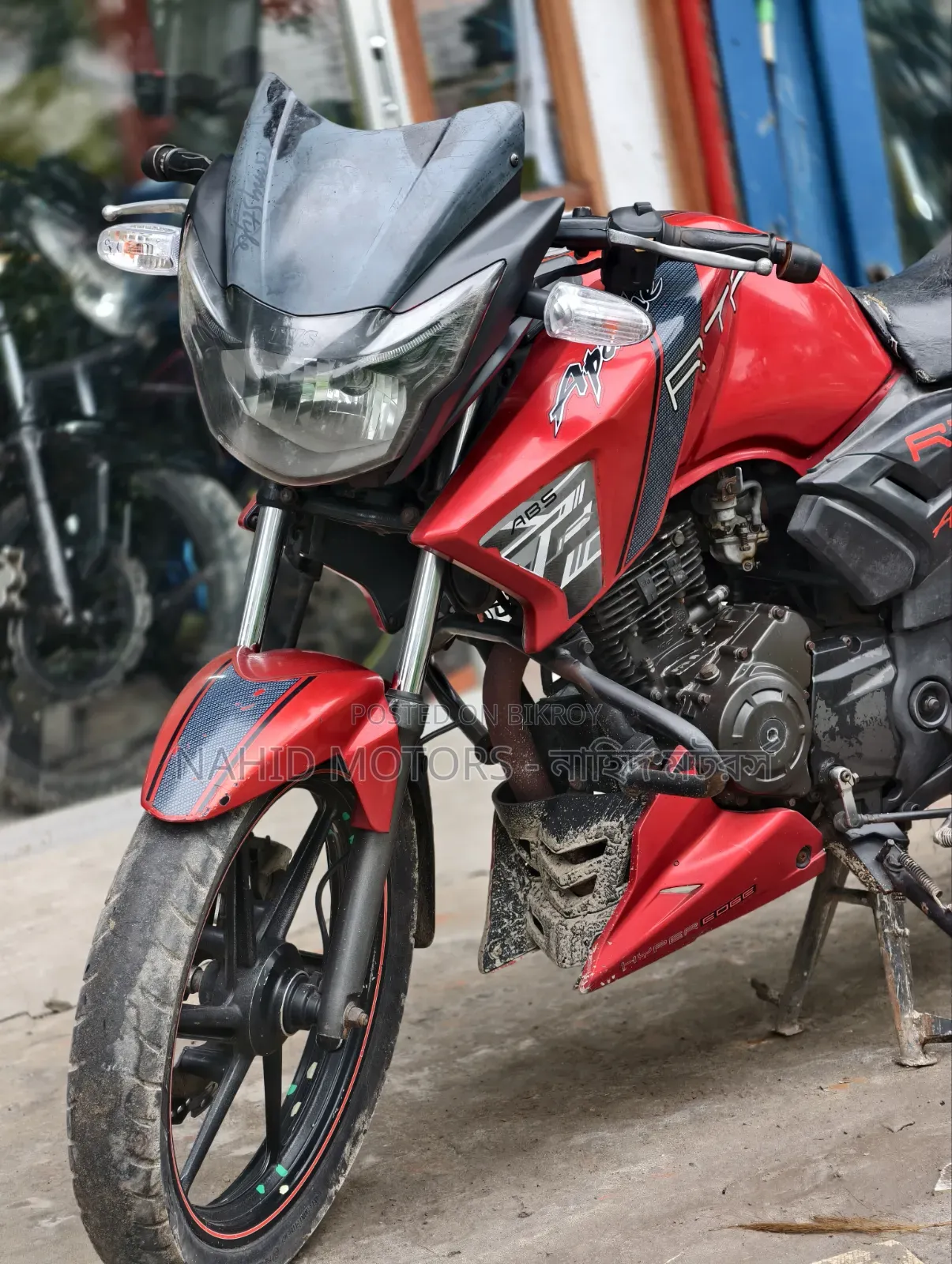 TVS Apache RTR 160 2V 2016 Red