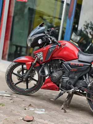 TVS Apache RTR 160 2V 2016 Red