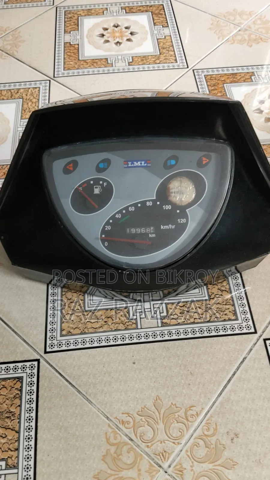 Vespa Meter + Headlights