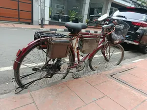 Hero 2025 Red