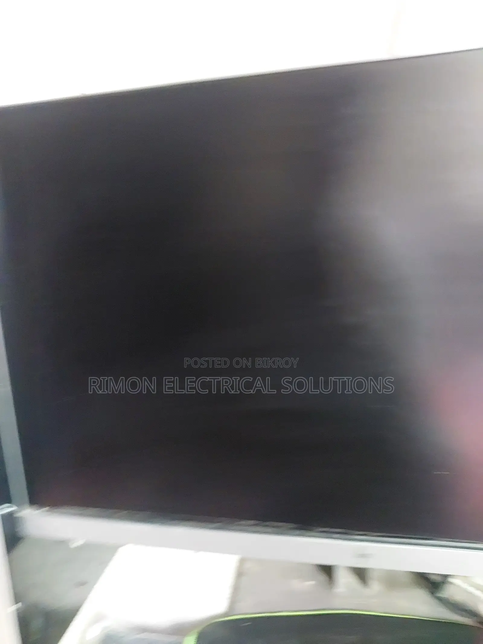 24" Monitor
