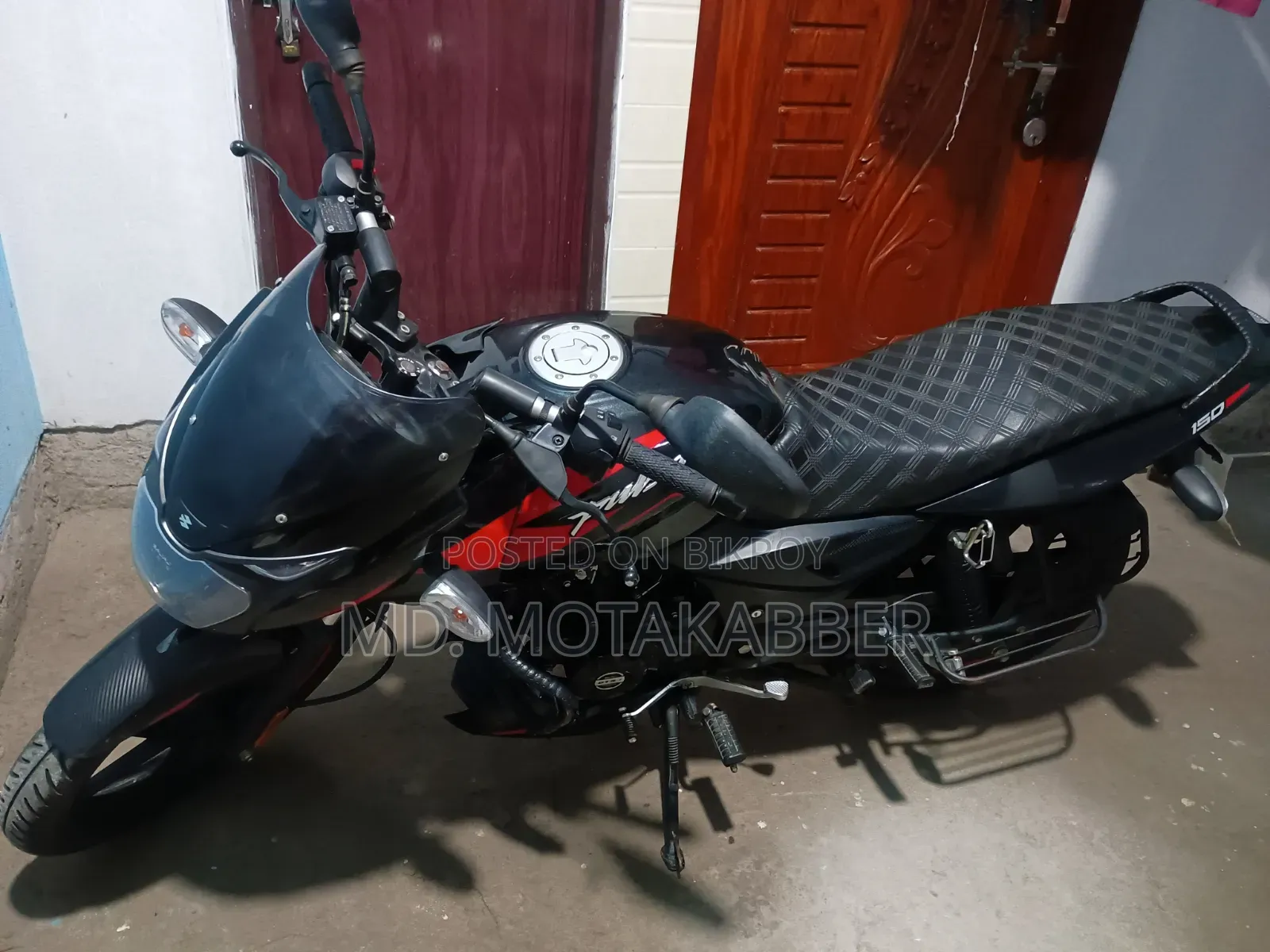 Bajaj Pulsar 150 2024 Black
