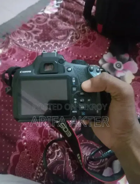 Canon 1200D