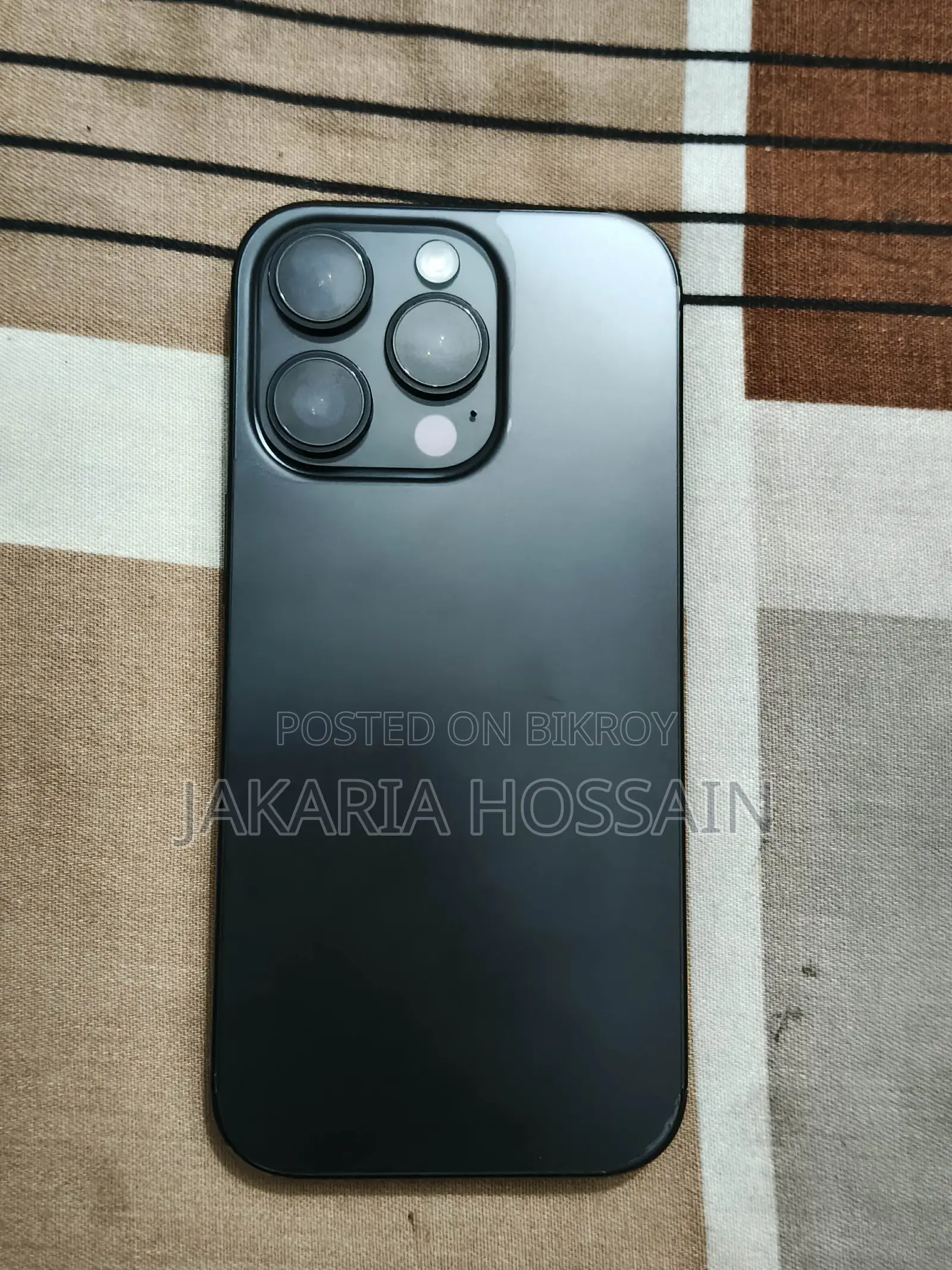 অ্যাপল আইফোন ১৬ প্রো ১২৮ জিবি ব্ল্যাক