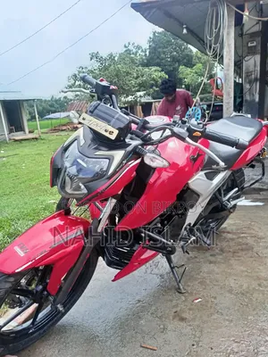 TVS Apache RTR 160 4V 2022 Red