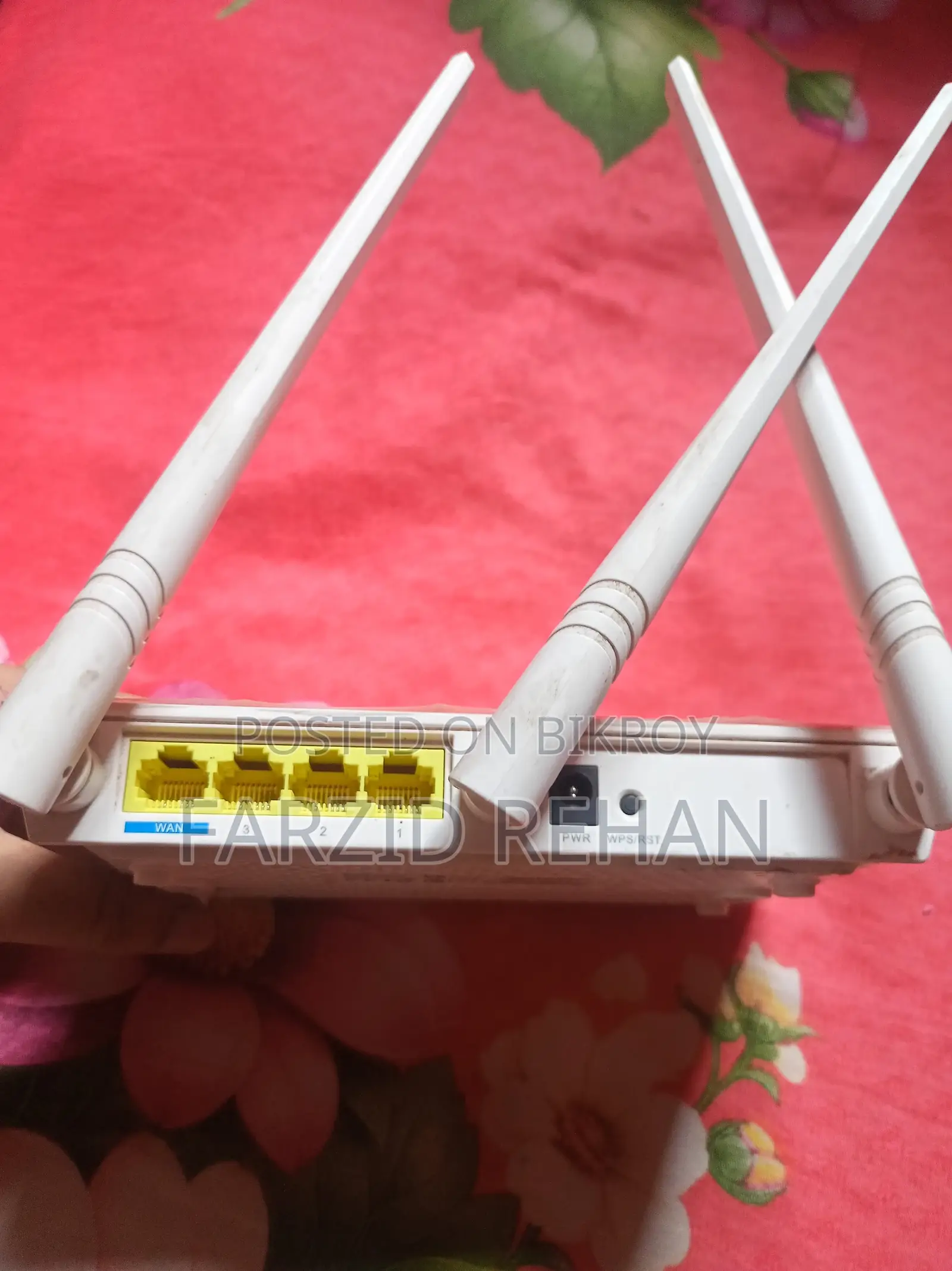 Tenda Router (F3-300mbps)