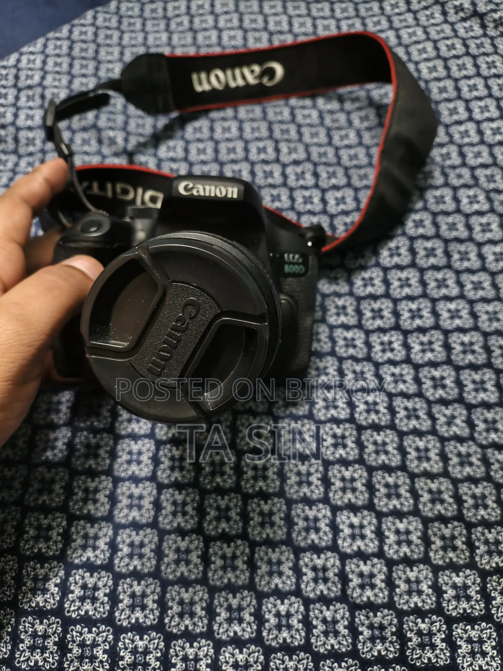 Canon 800D DSLR Camera With 18-55mm IS STM Lens