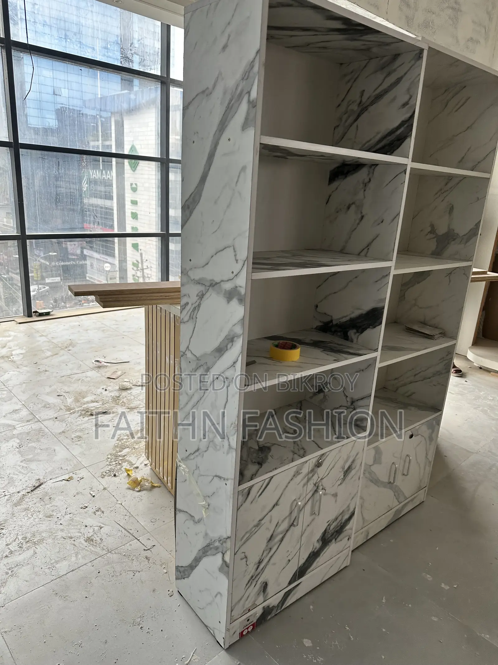 2 Product Display Self