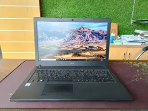 Laptop Acer TravelMate 8GB Intel Core i7 SSD 256GB