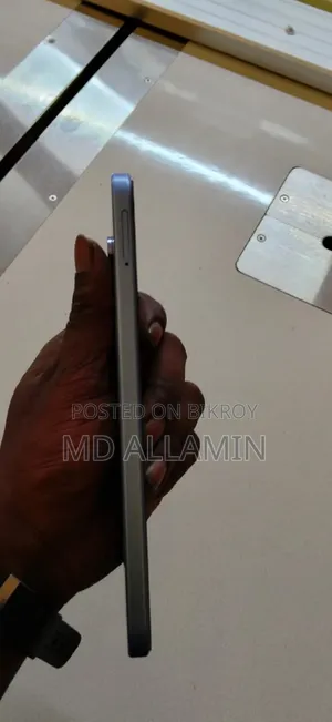 টেকনো স্পার্ক ৪০ প্রো ১২৮ জিবি গ্রে