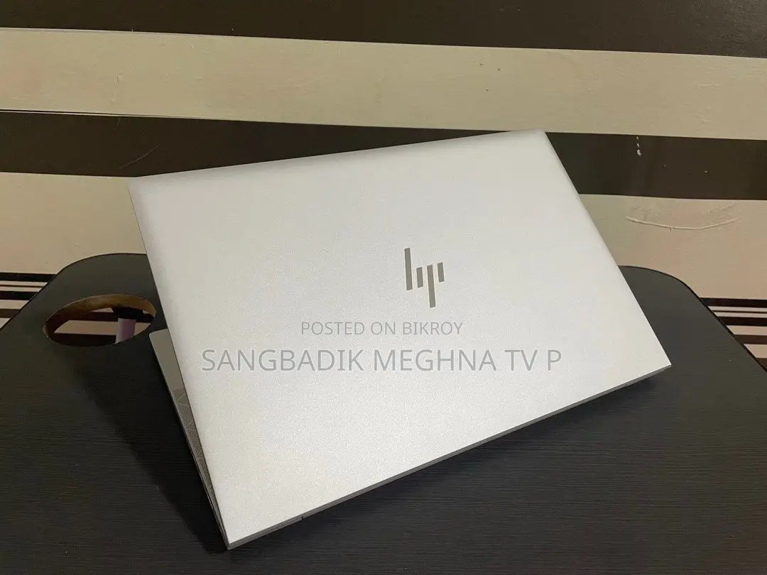 Laptop HP 8GB AMD Ryzen SSD 512GB
