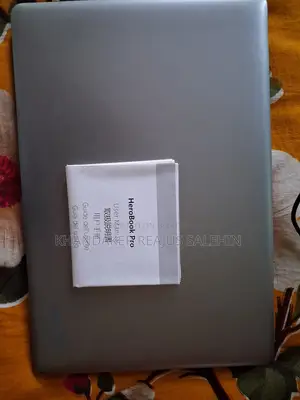 Laptop Chuwi HeroBook Pro 8GB Intel Celeron SSD 256GB