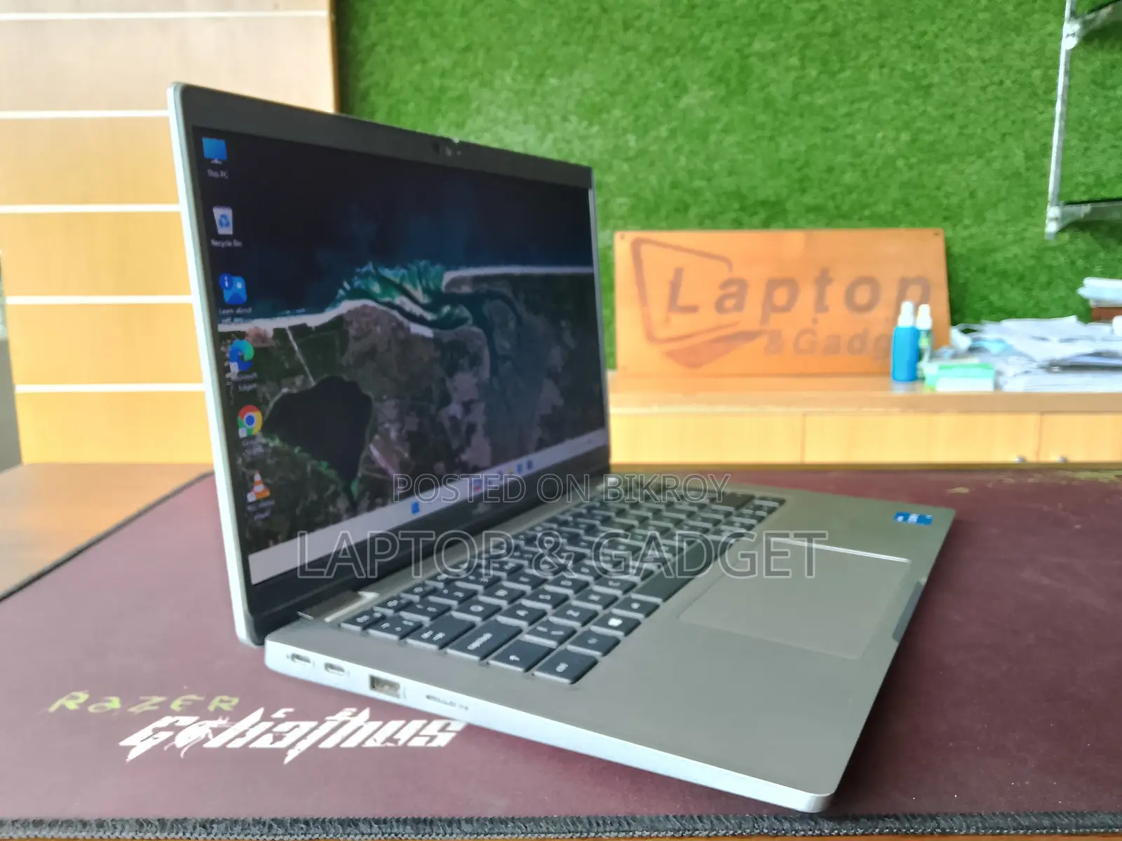 Laptop Dell Latitude 5320 16GB Intel Core i5 SSD 256GB