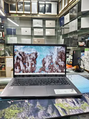 Laptop Asus X540LA 8GB Intel Core i5 SSD 256GB