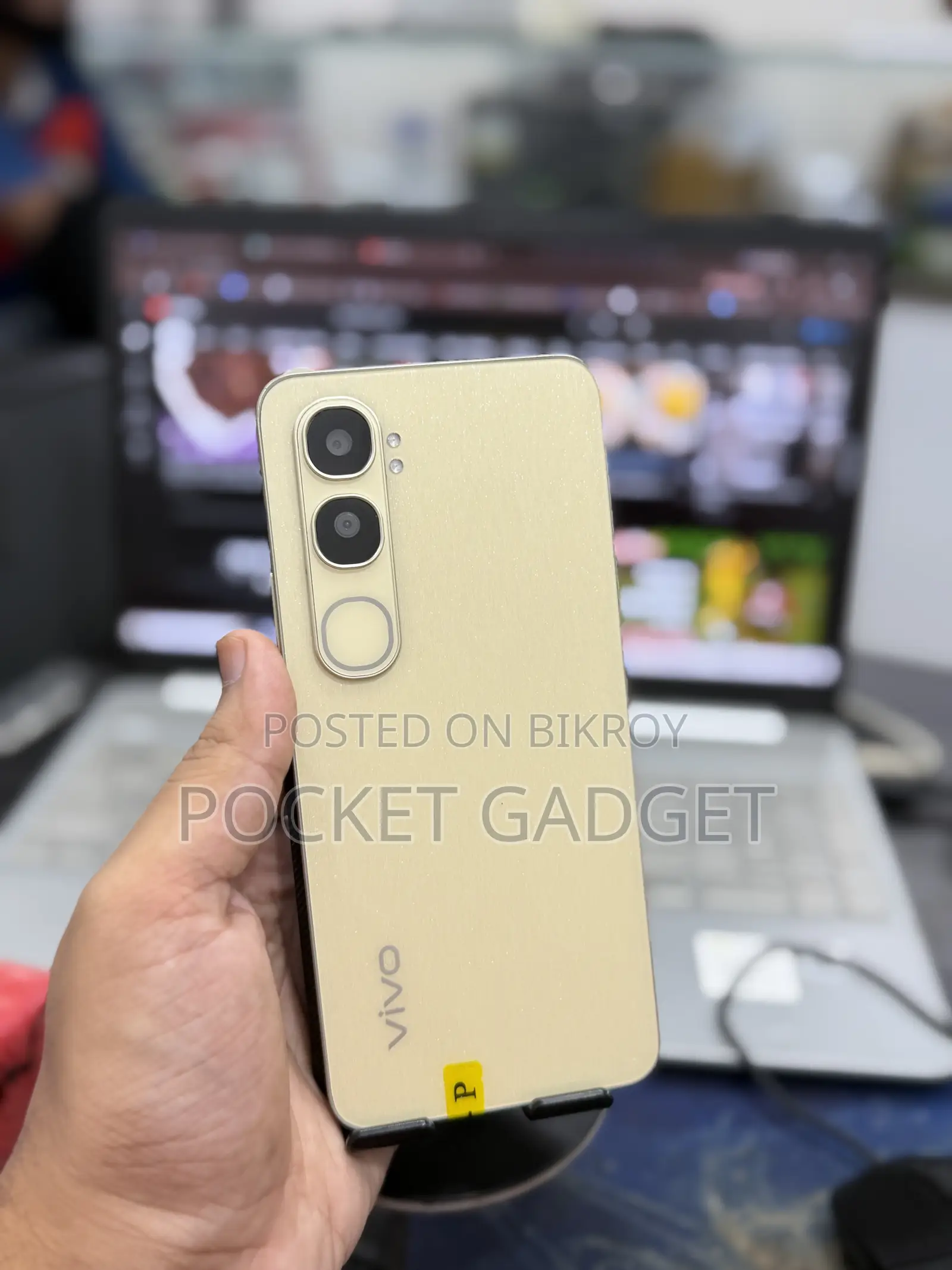 Vivo V40 256 GB Gold